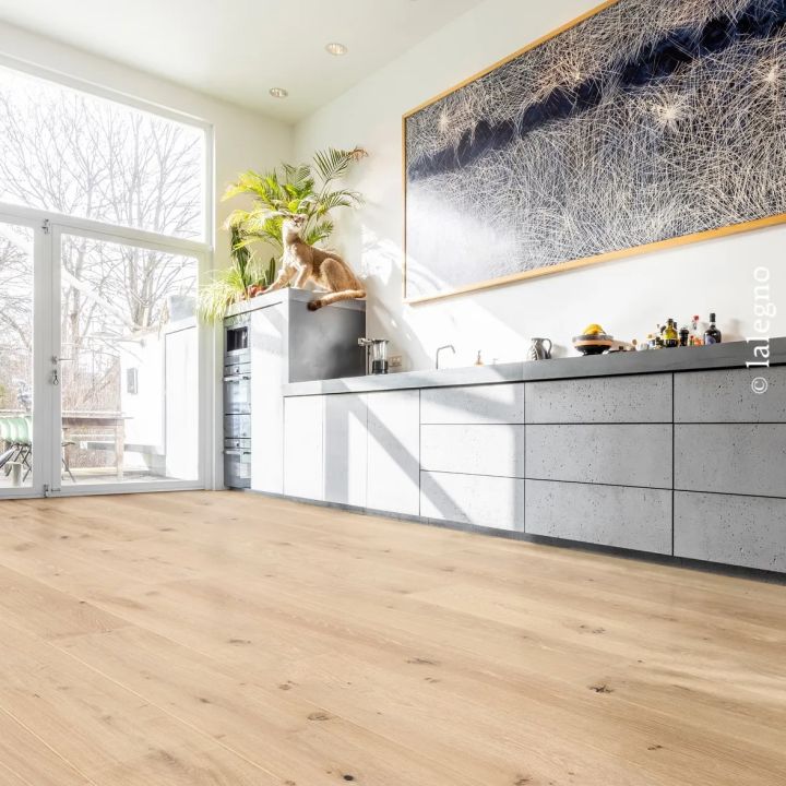BRÉHAT-B brossé raboté à main huilé UV - Parquet Evasion 14mm Lalegno