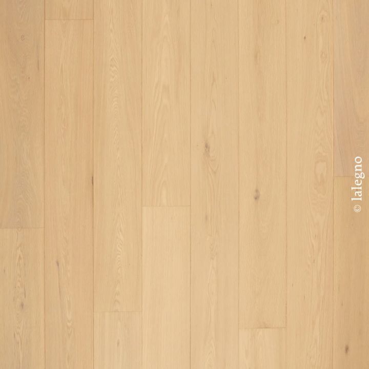 RIESLING brossé - vernis naturel - Parquet Essentials 15mm Lalegno