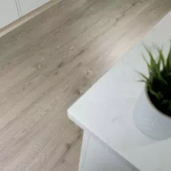 Shadow Mountain Oak – CorkArt 9575 | Sol SPC élégant avec liège Reims