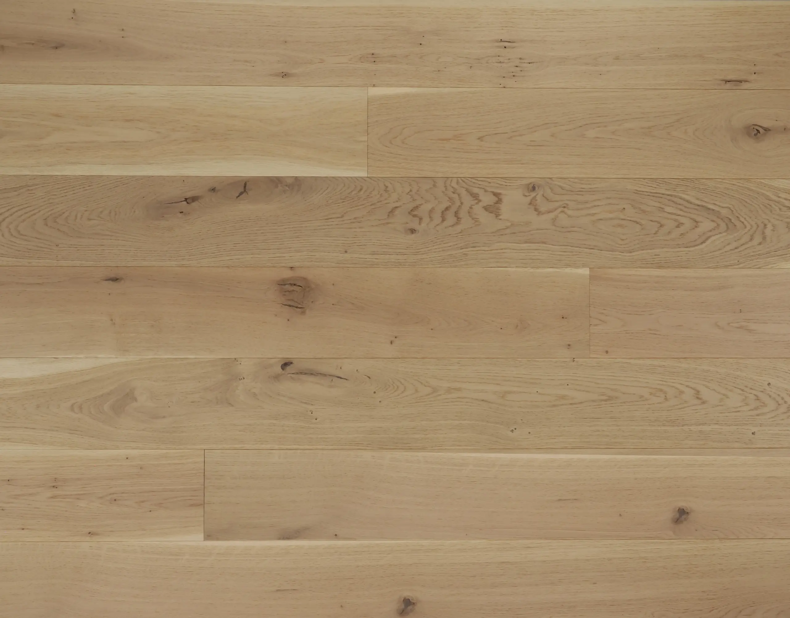 Vue de face du parquet chêne Parma de Design Parquet, en finition vernis incolore.